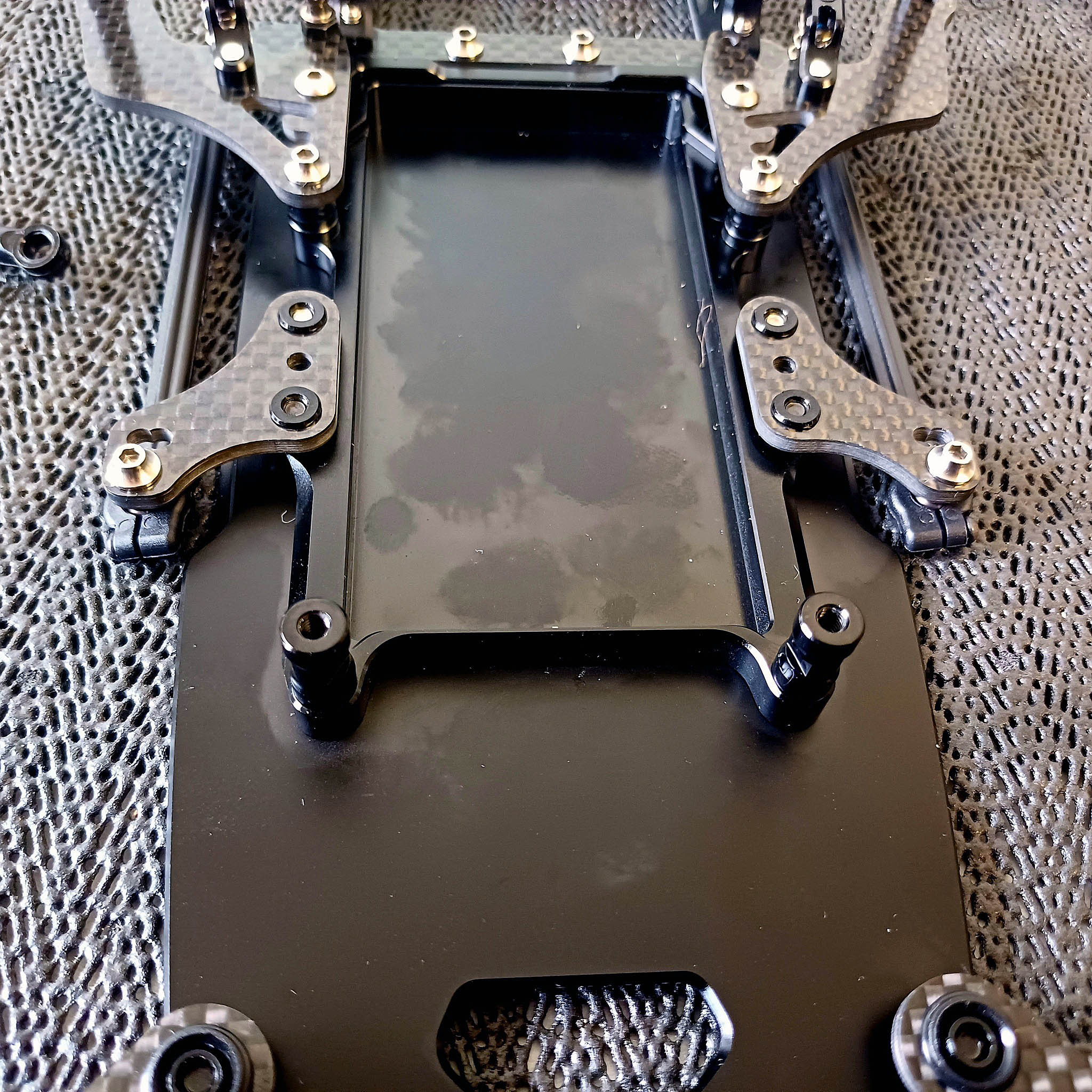 A metal frame with metal parts