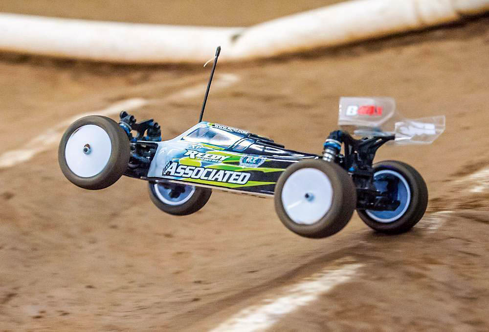 Team Associated B44.3 - RCCA - Review